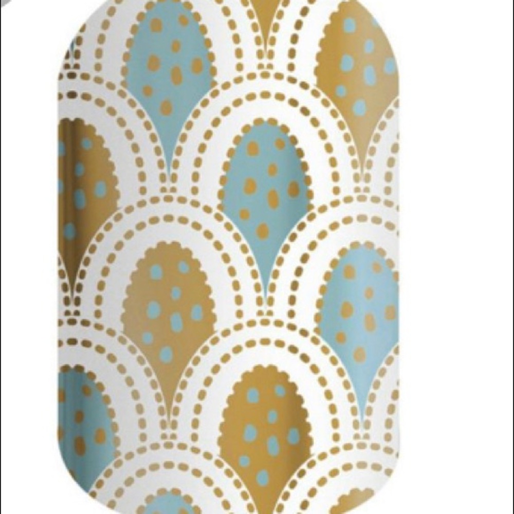 Jamberry Nail Wraps “Appliqué”